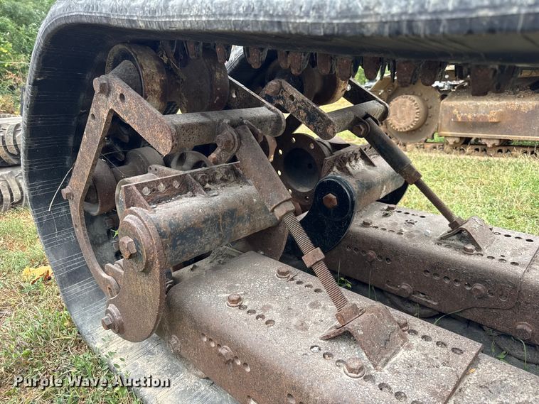 image for item ER0026 VTS rubber track system