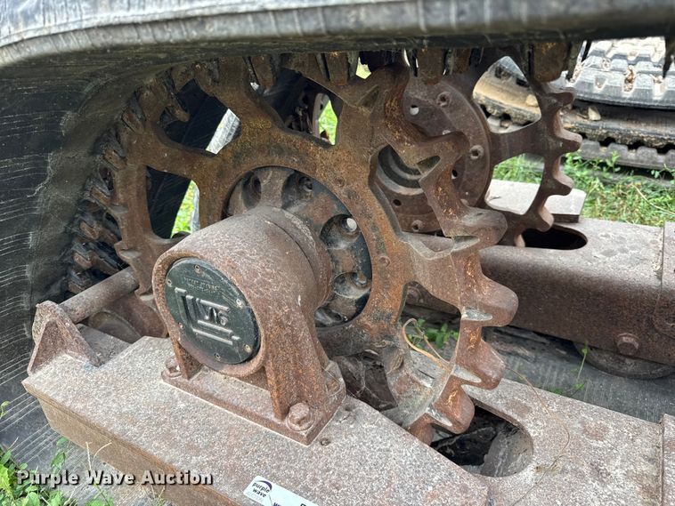 image for item ER0026 VTS rubber track system