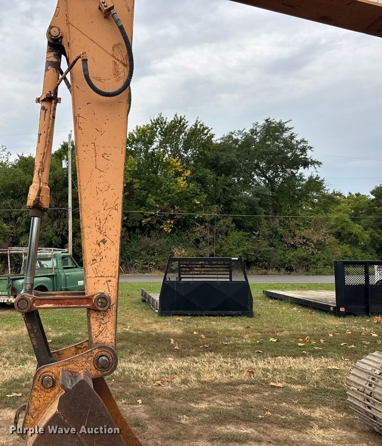 image for item ER0027 1995 Case 9010B excavator