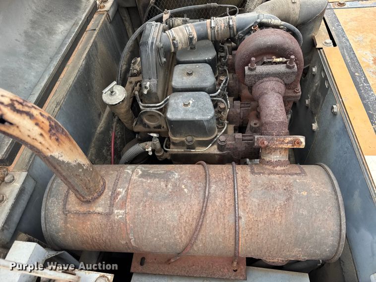 image for item ER0027 1995 Case 9010B excavator