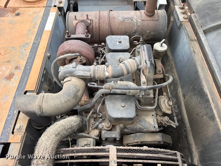 image for item ER0027 1995 Case 9010B excavator