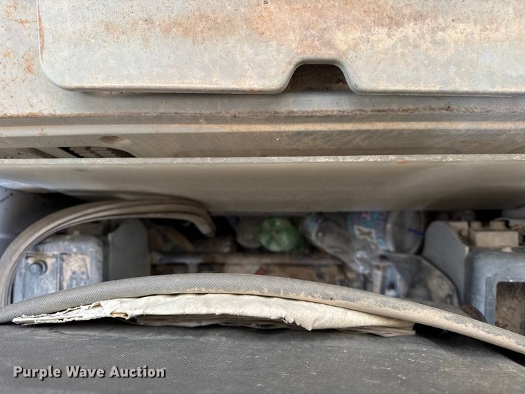 image for item ER0027 1995 Case 9010B excavator