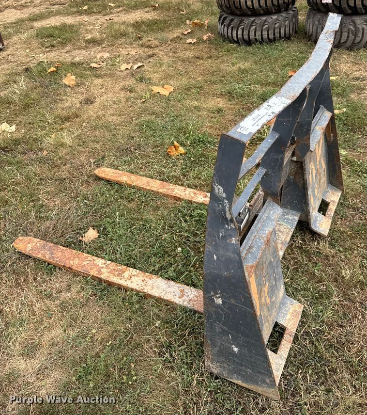 image for item ER0030 42