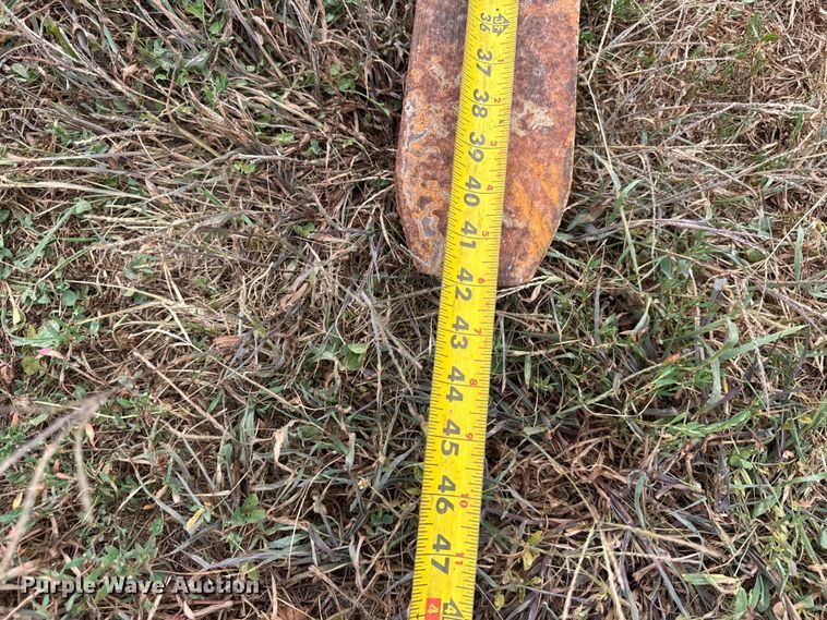 image for item ER0030 42