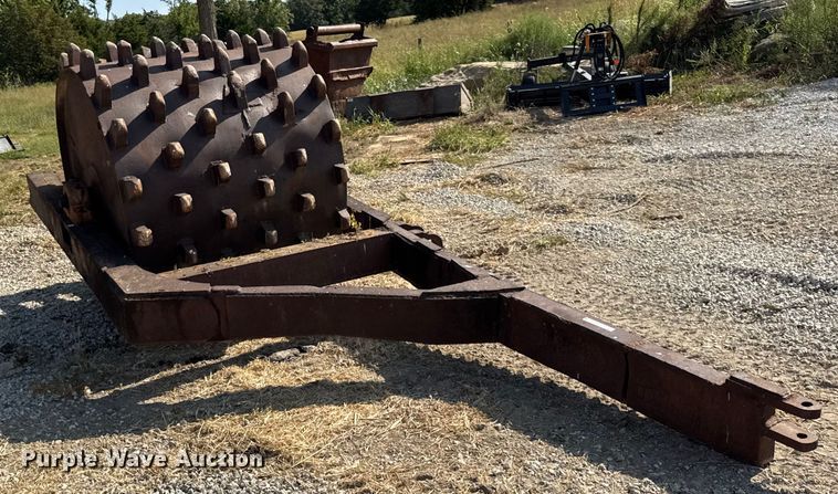 image for item ER0038 Pull type wedge foot roller