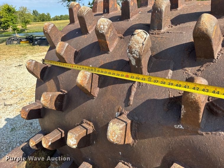 image for item ER0038 Pull type wedge foot roller