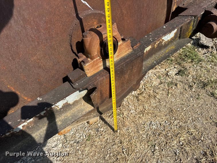 image for item ER0038 Pull type wedge foot roller