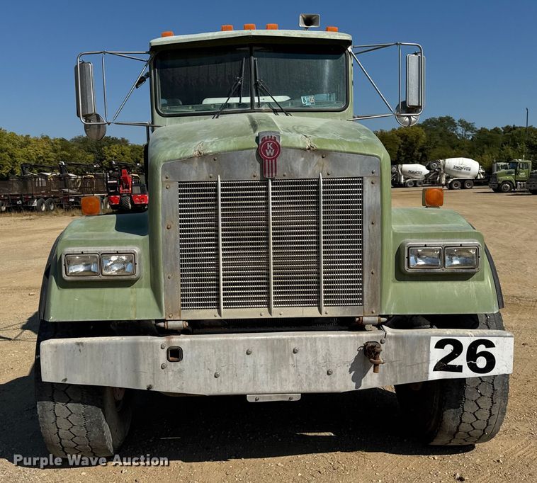 image for item ER0054 2005 Kenworth W900 ready mix truck