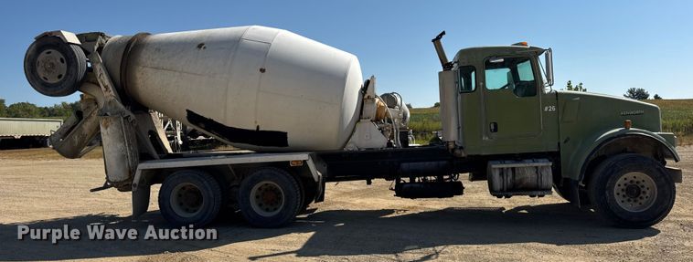 image for item ER0054 2005 Kenworth W900 ready mix truck