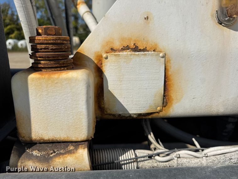 image for item ER0054 2005 Kenworth W900 ready mix truck