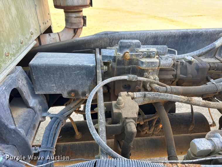 image for item ER0054 2005 Kenworth W900 ready mix truck