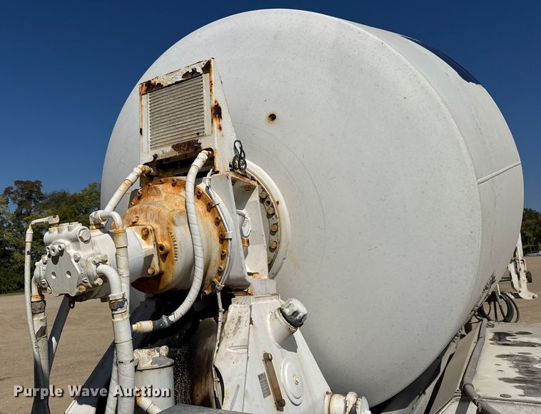 image for item ER0054 2005 Kenworth W900 ready mix truck