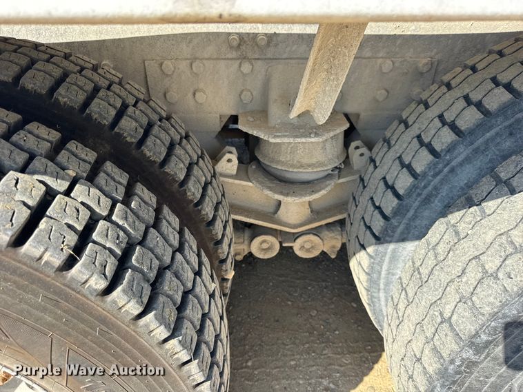 image for item ER0054 2005 Kenworth W900 ready mix truck