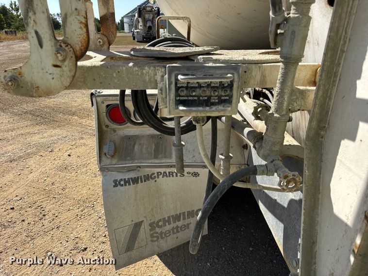 image for item ER0054 2005 Kenworth W900 ready mix truck