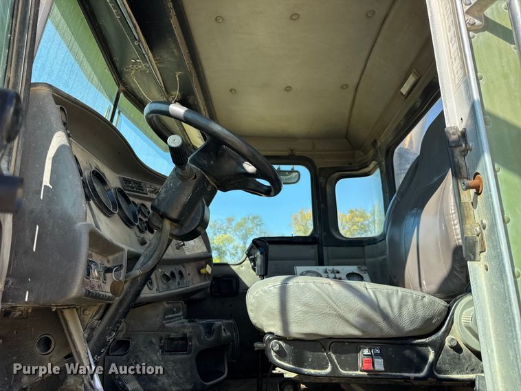 image for item ER0054 2005 Kenworth W900 ready mix truck