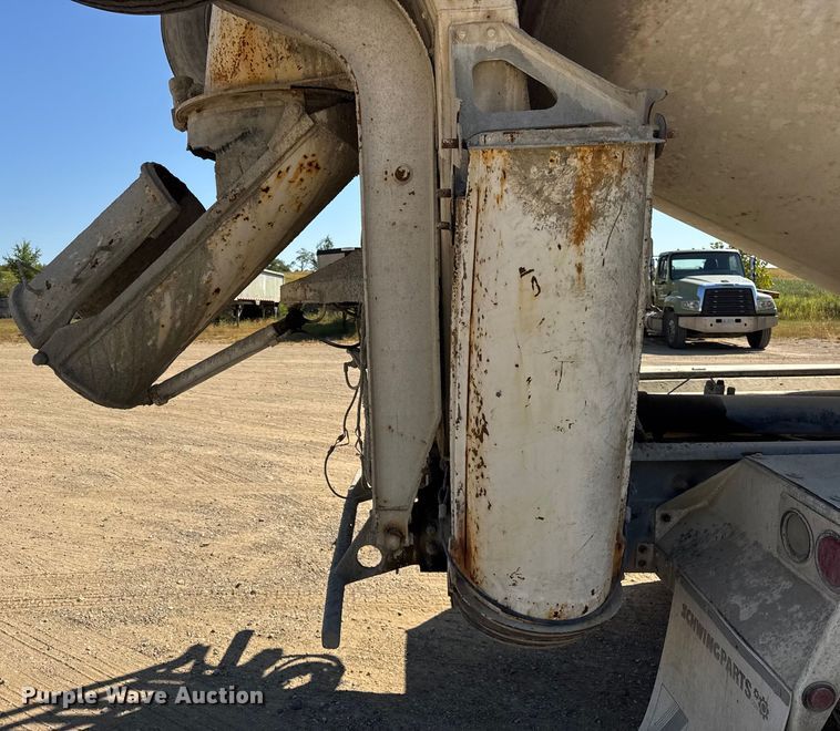 image for item ER0054 2005 Kenworth W900 ready mix truck