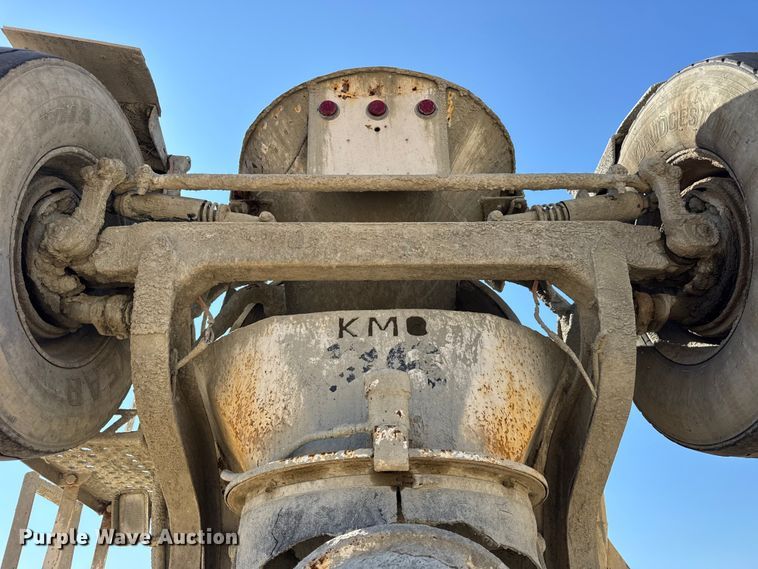 image for item ER0054 2005 Kenworth W900 ready mix truck