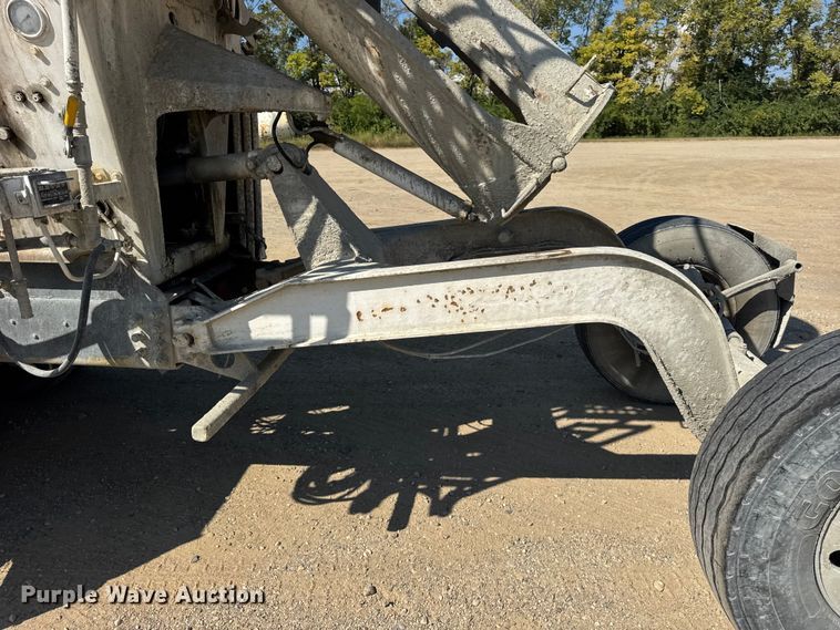 image for item ER0054 2005 Kenworth W900 ready mix truck