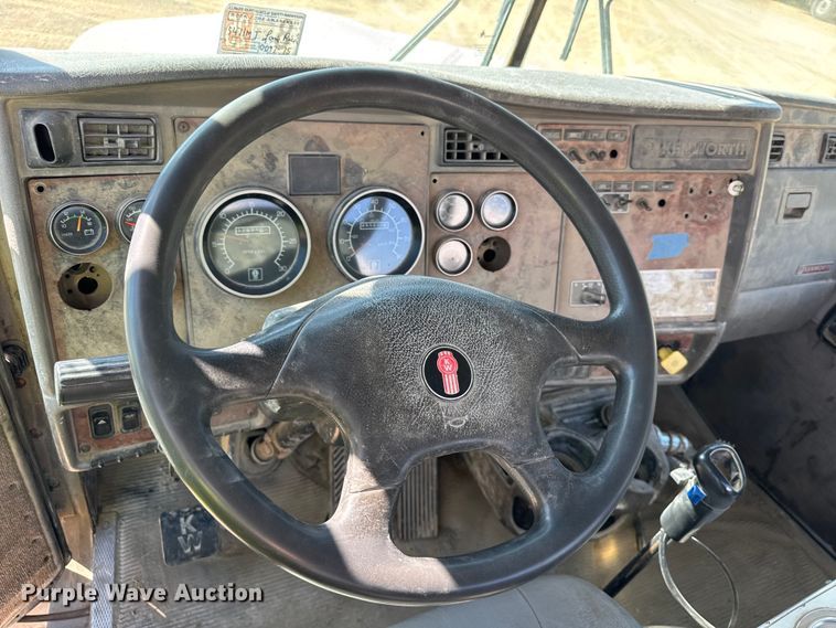 image for item ER0054 2005 Kenworth W900 ready mix truck