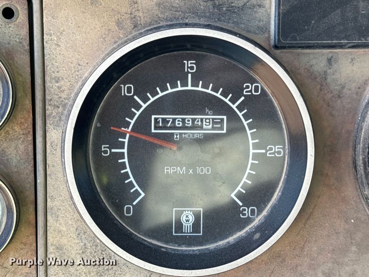 image for item ER0054 2005 Kenworth W900 ready mix truck