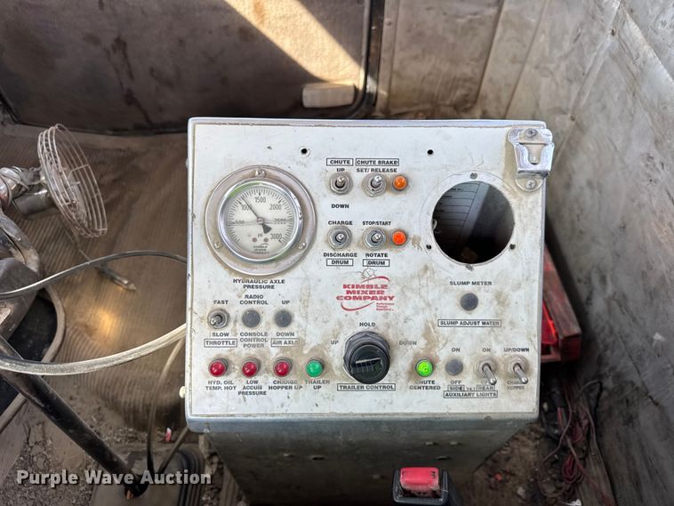 image for item ER0054 2005 Kenworth W900 ready mix truck