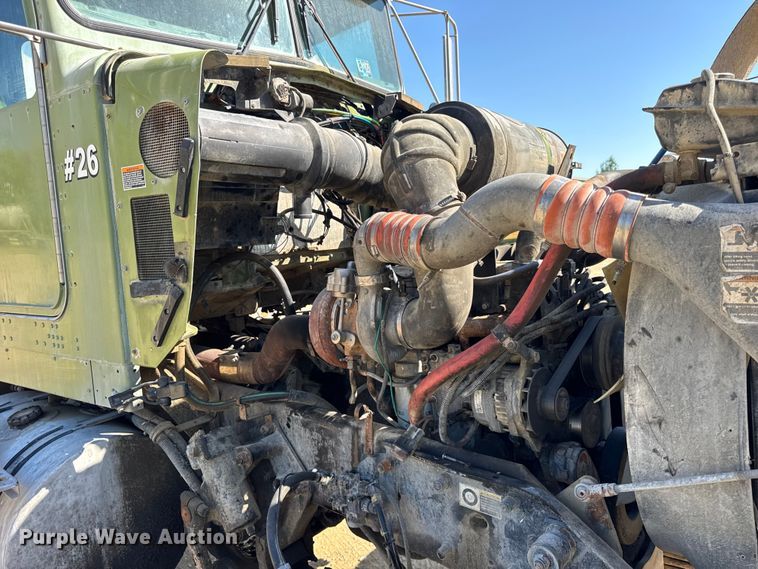 image for item ER0054 2005 Kenworth W900 ready mix truck