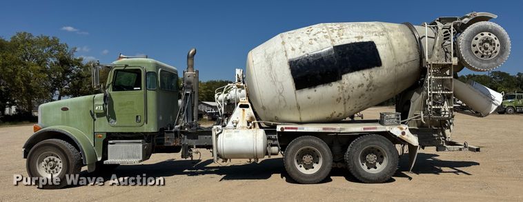 image for item ER0059 2011 Peterbilt 365 ready mix truck