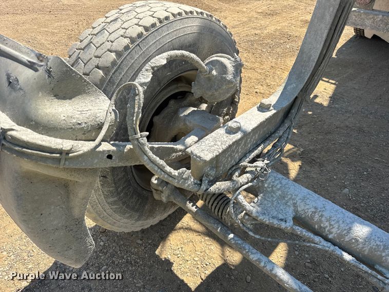 image for item ER0059 2011 Peterbilt 365 ready mix truck