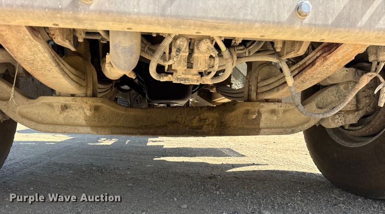 image for item ER0059 2011 Peterbilt 365 ready mix truck