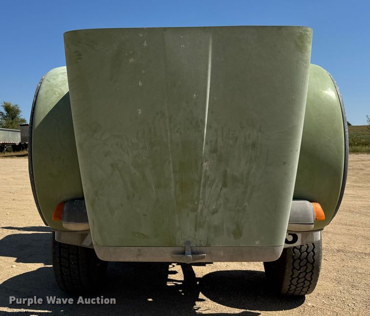 image for item ER0059 2011 Peterbilt 365 ready mix truck