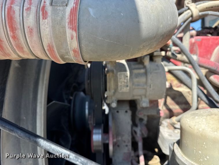 image for item ER0059 2011 Peterbilt 365 ready mix truck