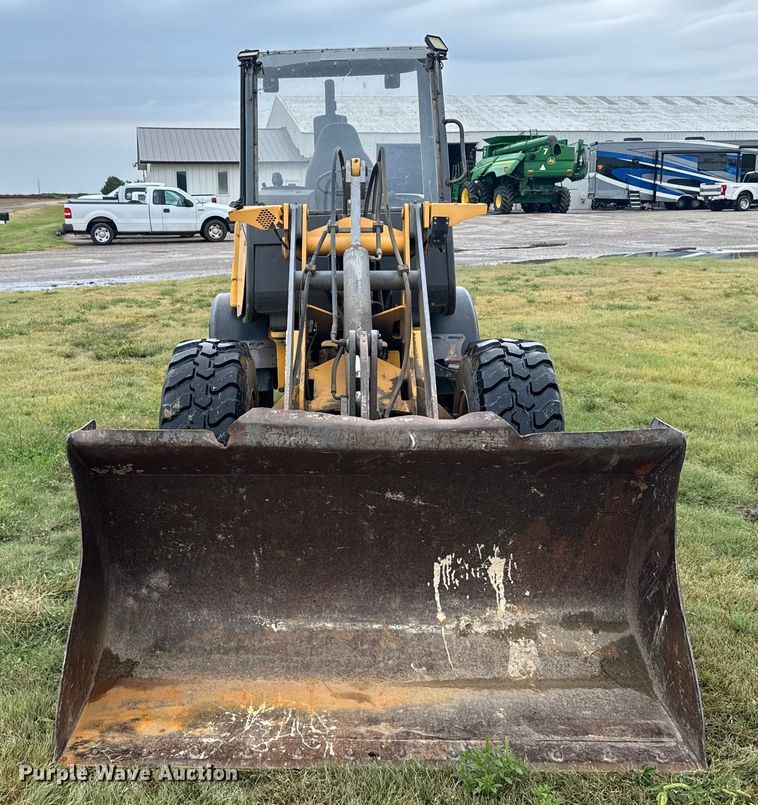 image for item ER2356 2006 Volvo L25B-P wheel loader