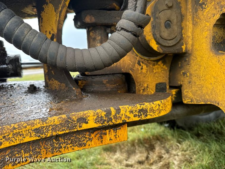 image for item ER2356 2006 Volvo L25B-P wheel loader