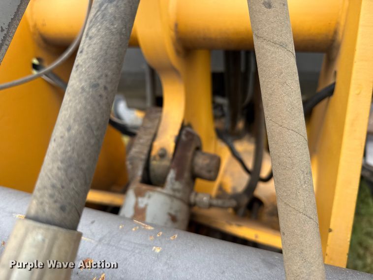 image for item ER2356 2006 Volvo L25B-P wheel loader