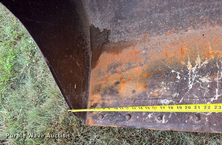 image for item ER2356 2006 Volvo L25B-P wheel loader