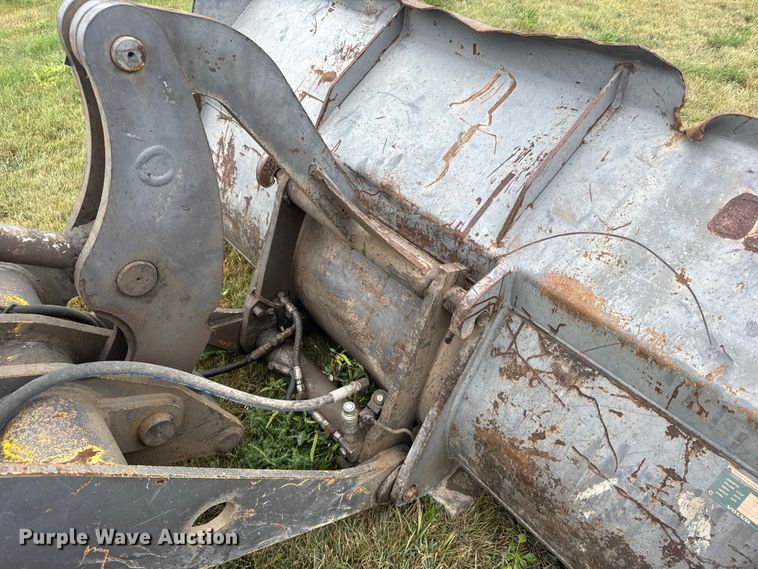 image for item ER2356 2006 Volvo L25B-P wheel loader