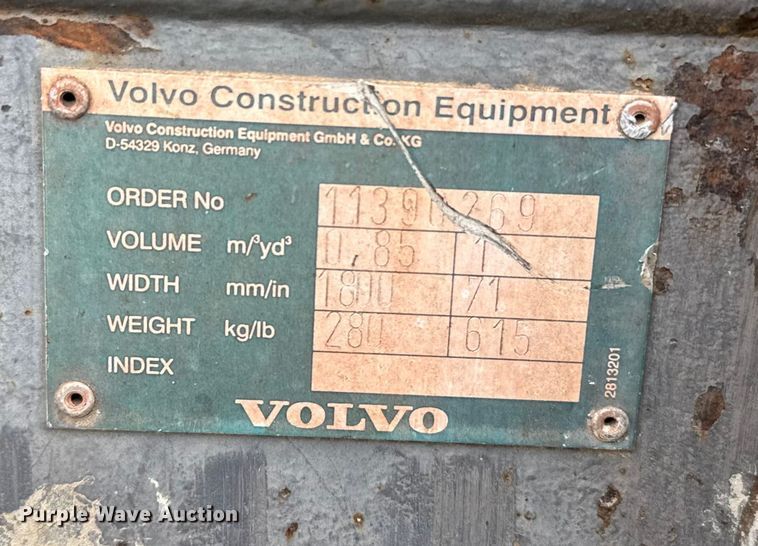 image for item ER2356 2006 Volvo L25B-P wheel loader