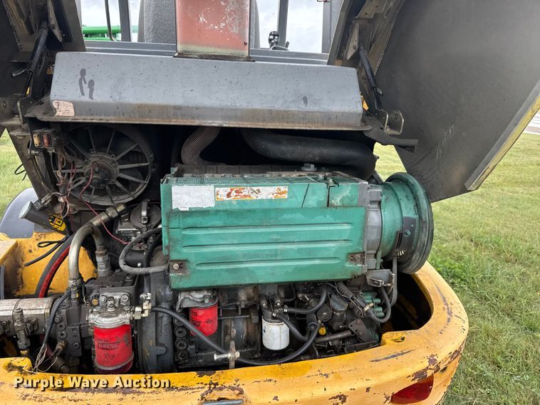 image for item ER2356 2006 Volvo L25B-P wheel loader