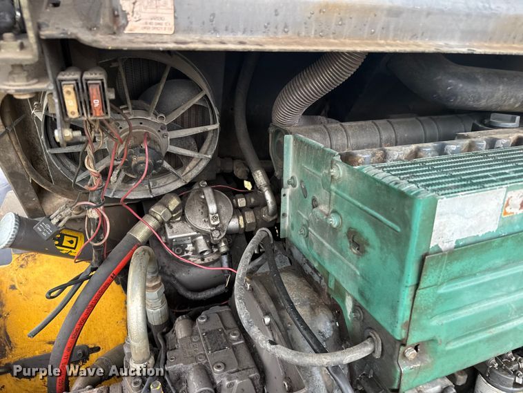 image for item ER2356 2006 Volvo L25B-P wheel loader