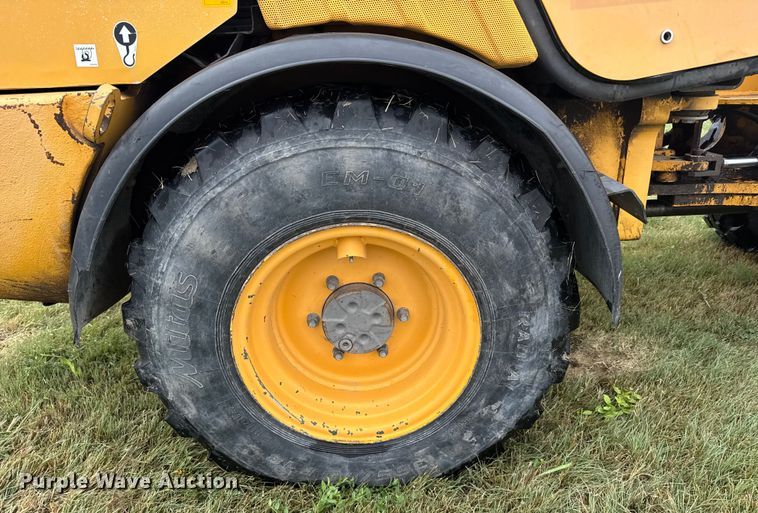 image for item ER2356 2006 Volvo L25B-P wheel loader