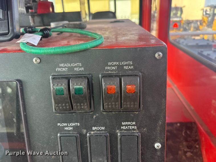 image for item ER2379 2018 Shuttlewagon Navigator NVX6030 railcar mover