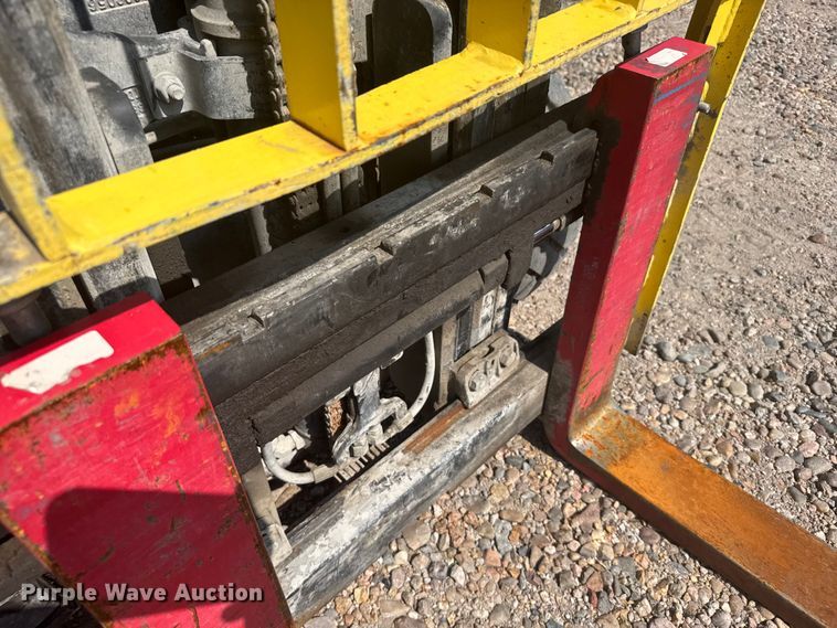 image for item ER2381 2014 Hyster 70 forklift