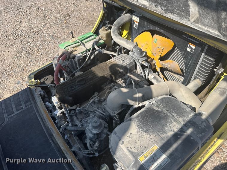 image for item ER2381 2014 Hyster 70 forklift