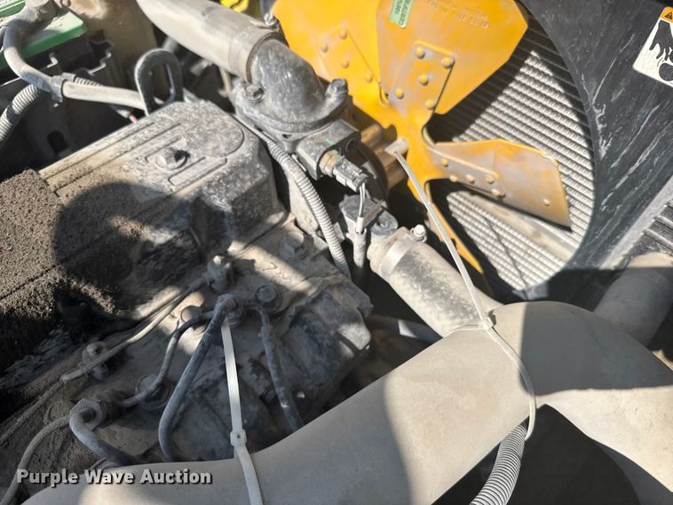 image for item ER2381 2014 Hyster 70 forklift