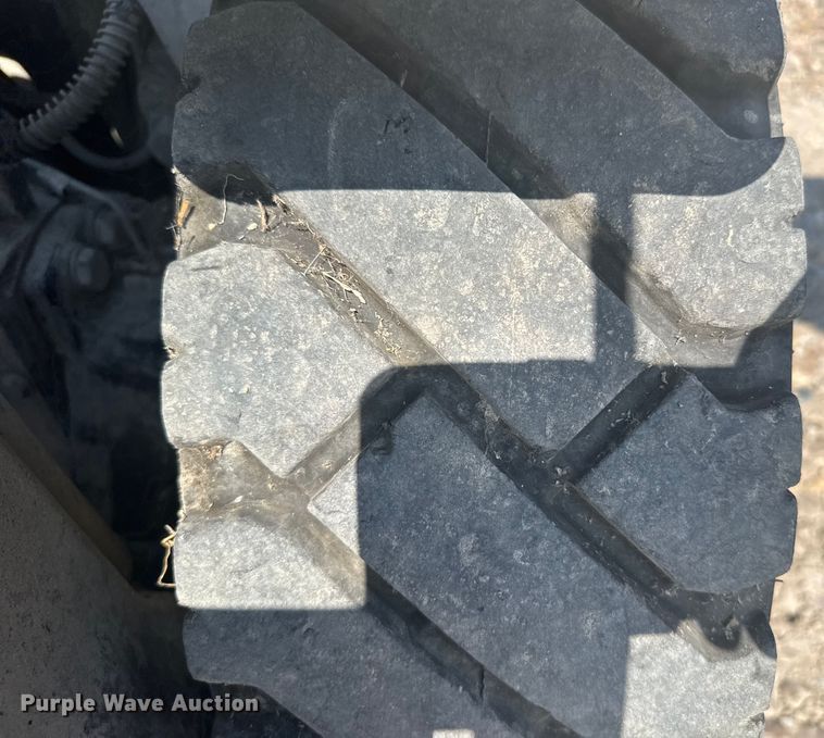 image for item ER2381 2014 Hyster 70 forklift