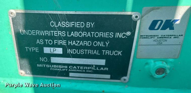 image for item ER2382 2001 Mitsubishi FG30K forklift