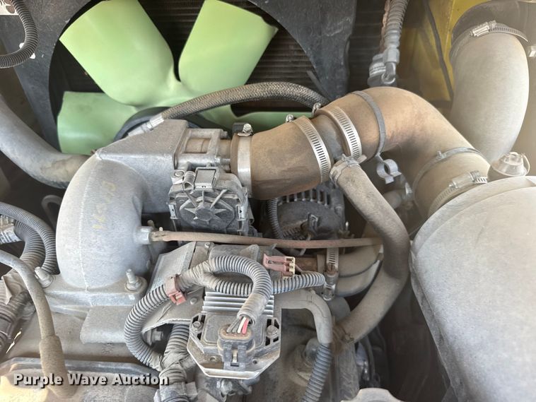 image for item ER2383 2010 Hyster 120 forklift