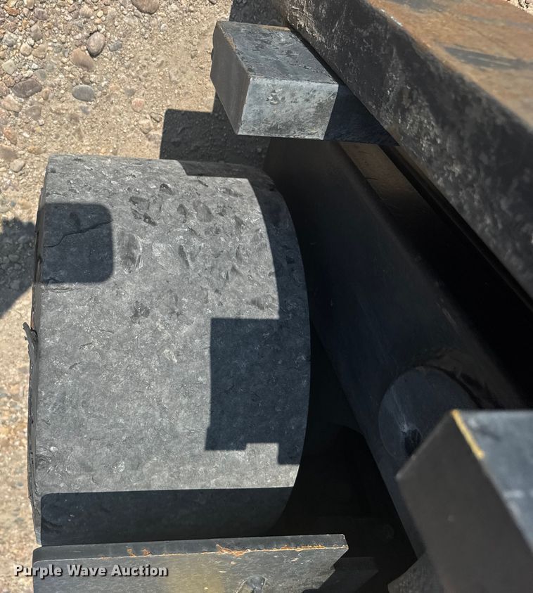 image for item ER2383 2010 Hyster 120 forklift