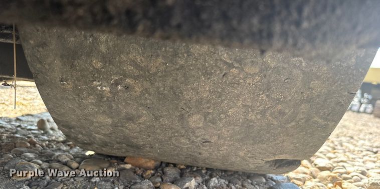 image for item ER2383 2010 Hyster 120 forklift