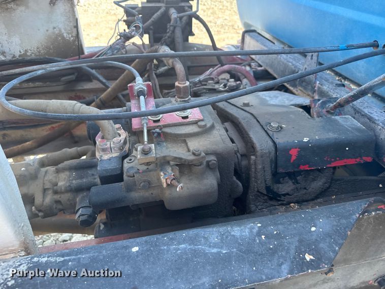 image for item ER2385 1997 Mack ready mix truck